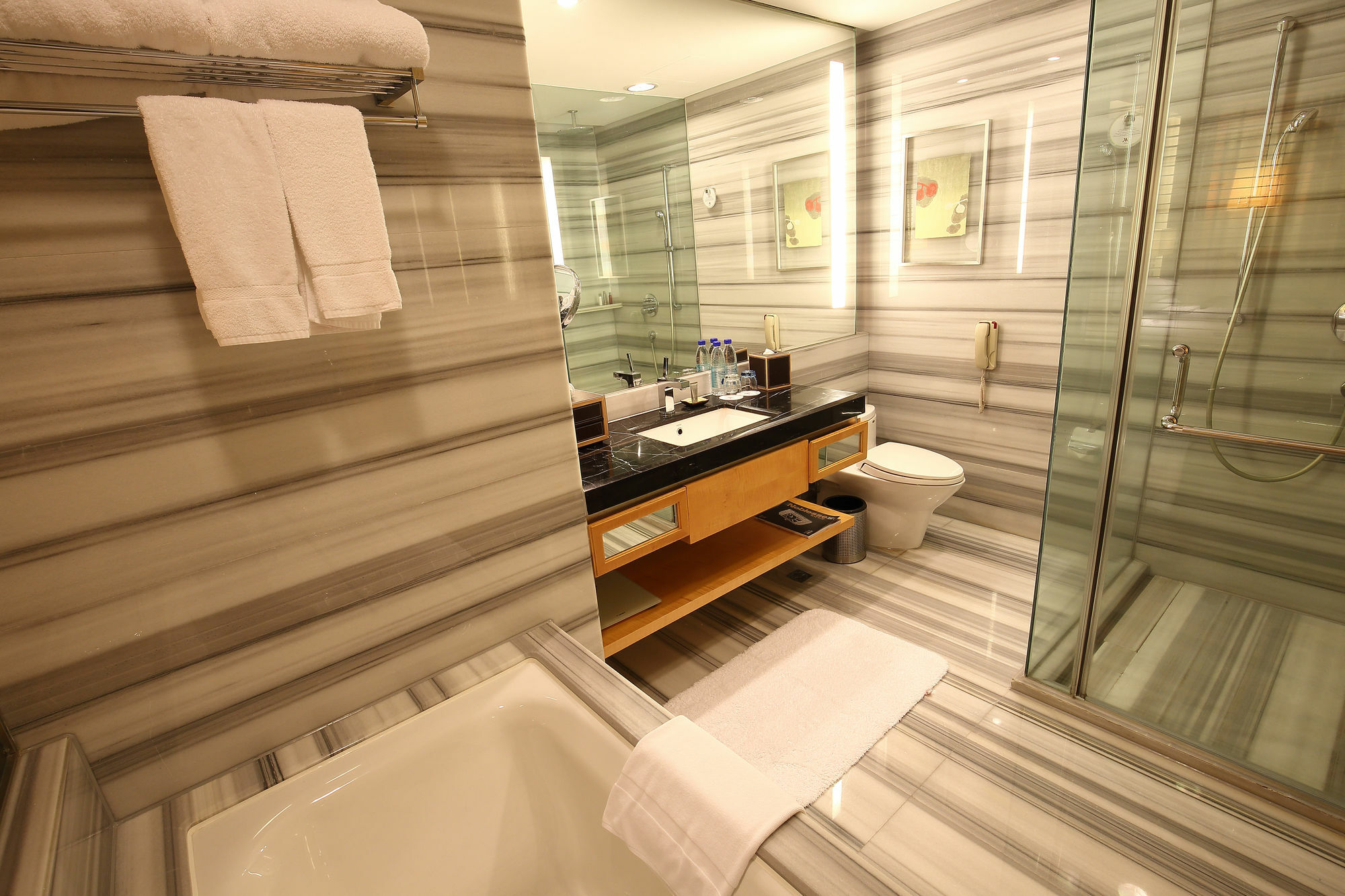 Ningbo Marriott Hotel Exterior photo